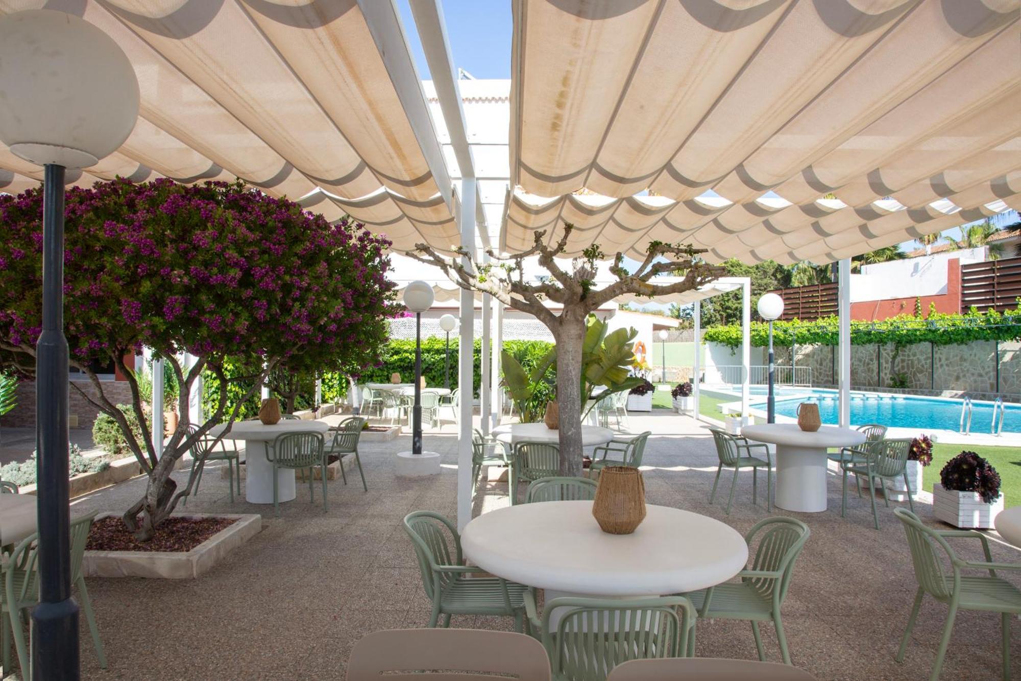Casual Bahia Ibiza Hotel Sant Antoni de Portmany Exterior foto
